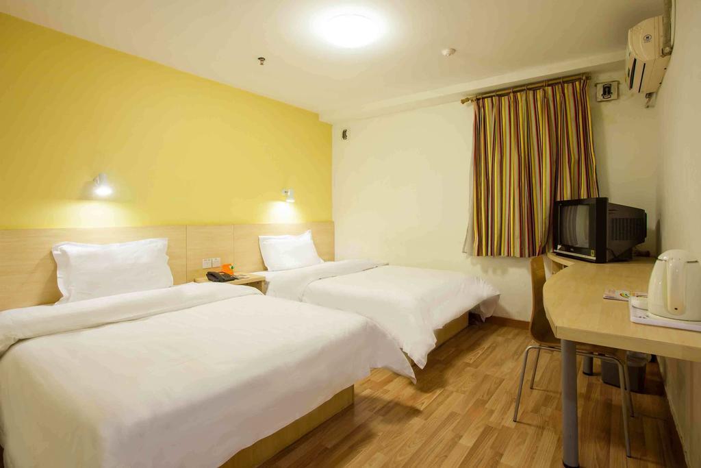 7Days Inn Dalian Gangwan Square Station Port Kamer foto